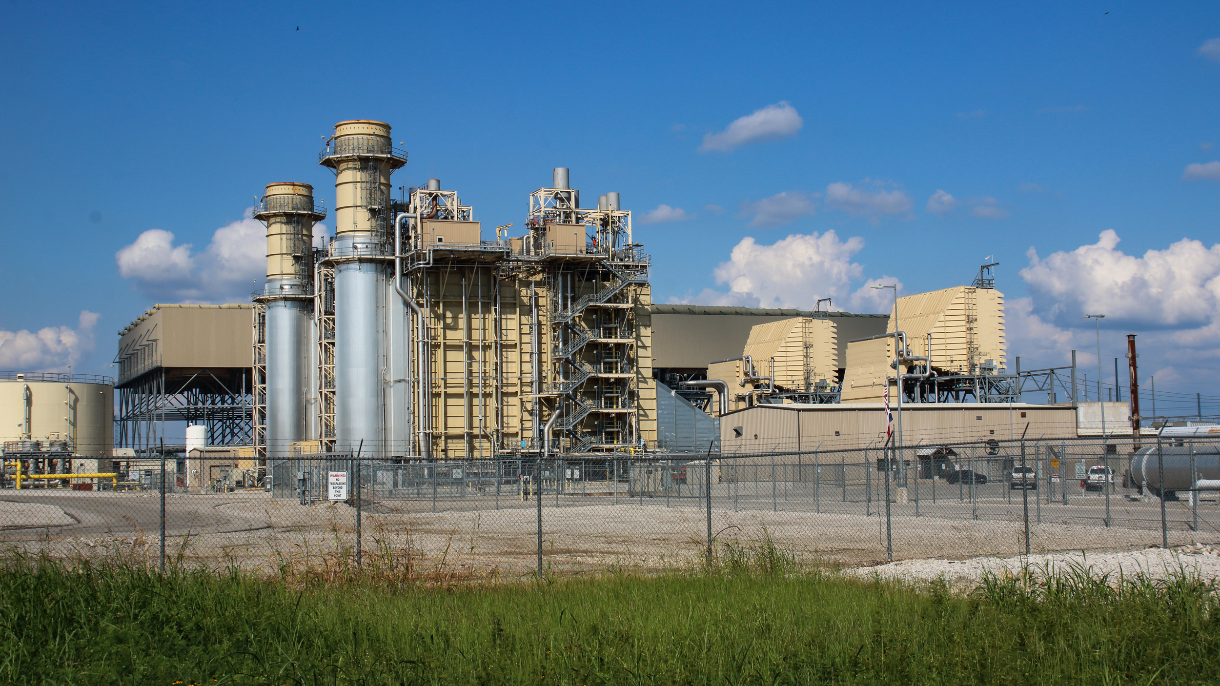 A view of the Wolf Hollow II power plant, owned by Constellation Energy, in Granbury. Credit: Keaton Peters/Inside Climate News